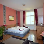Ea Melantrich Hotel 4*