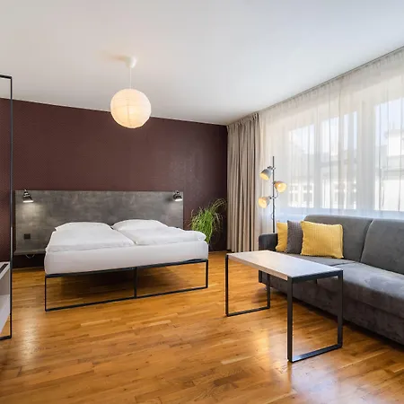 Hotel Ea Melantrich