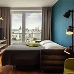 Ea Melantrich Hotel 4*