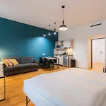 Hotel Ea Melantrich 4*